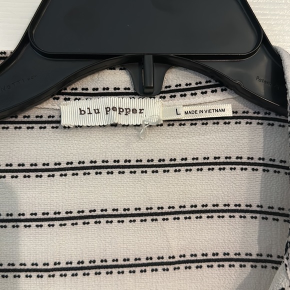 Long sleeved blouse - Picture 2 of 2